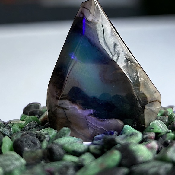 Volcano Agate Teardrop Carving - Picture 3 of 13